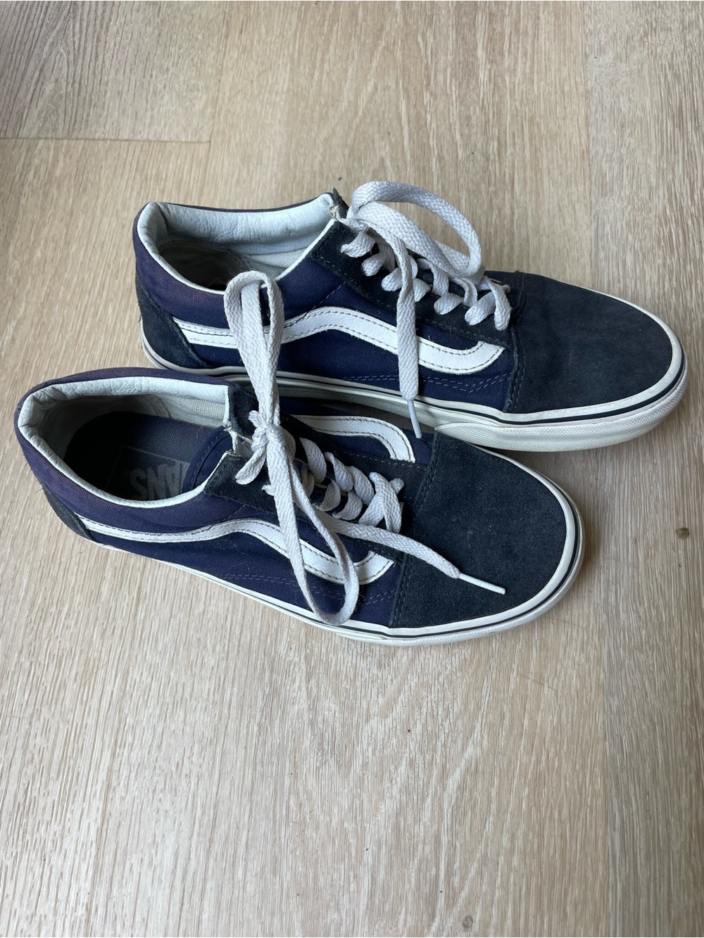 Vans Old Skool Men's Navy and White Low-Top Sneakers